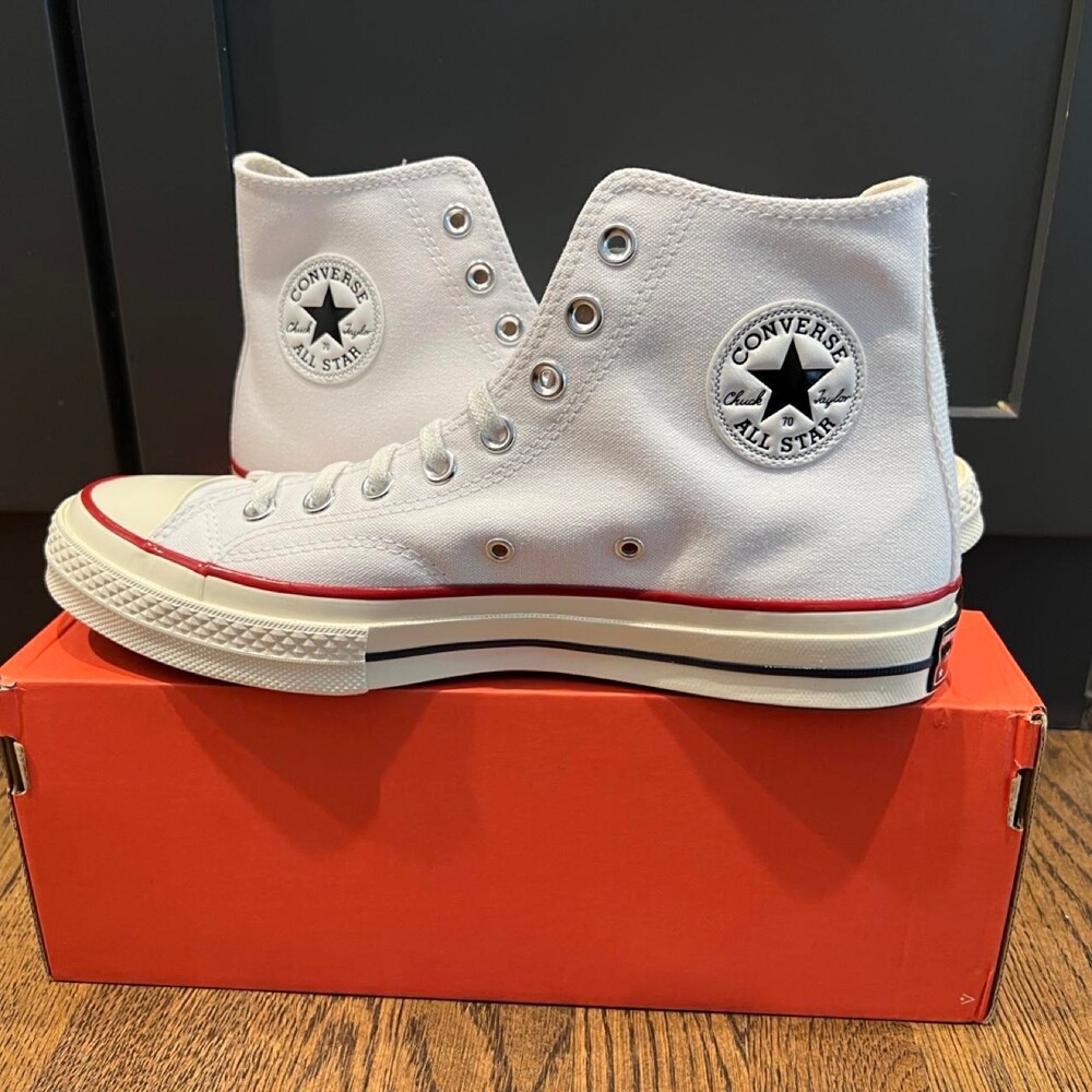White Converse All Star high top sneakers #hightop #classic